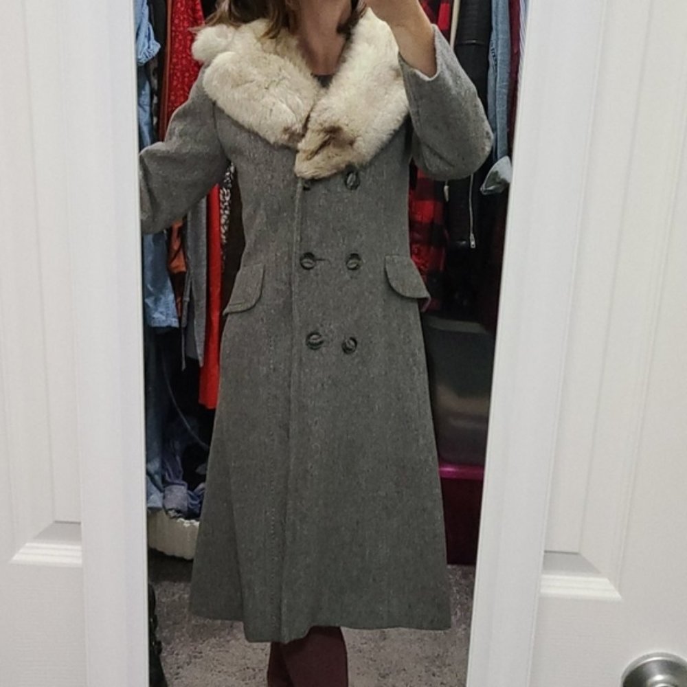 Luxury Russian Princess Arctic Fox Fur 100% Wool Gray Coat